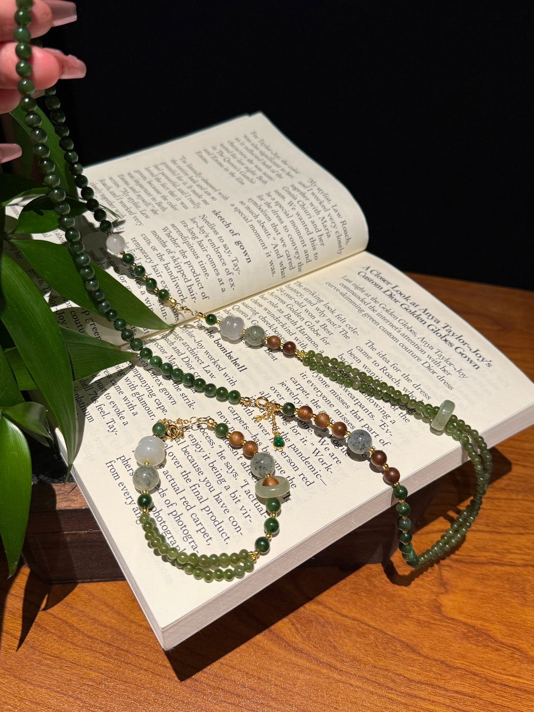 Green Hetian Jade & Agarwood Necklace and Bracelet Set – Lucky Gourd,