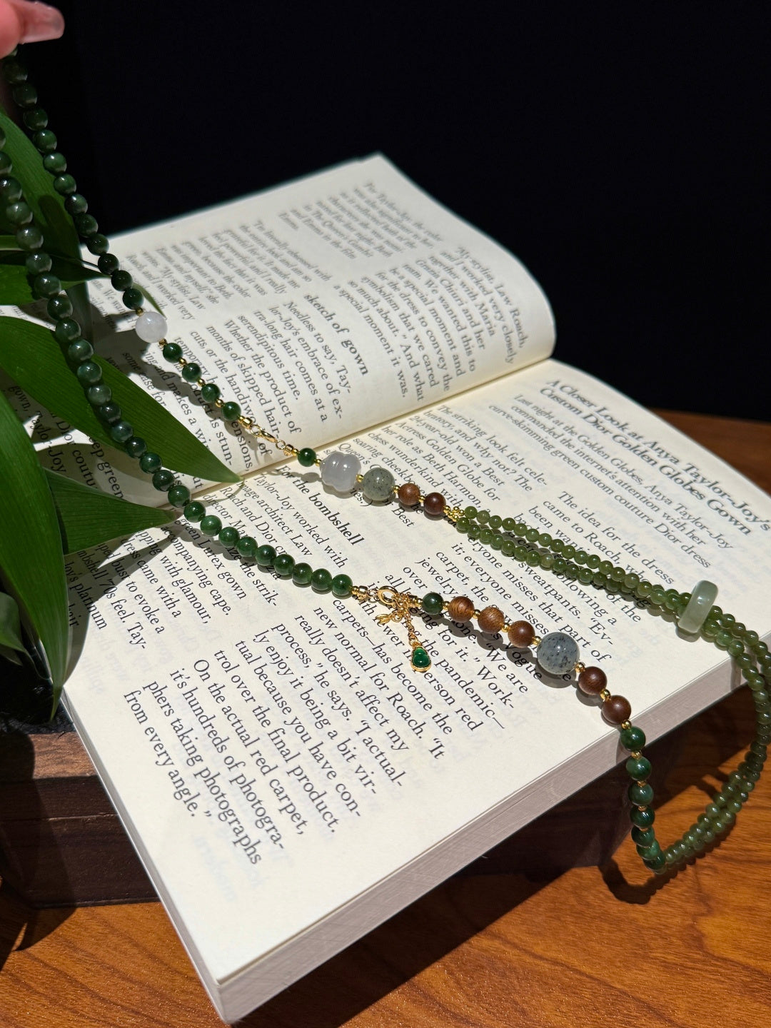 Green Hetian Jade & Agarwood Necklace and Bracelet Set – Lucky Gourd,