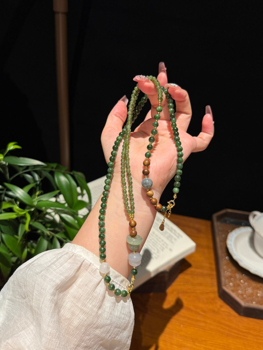Green Hetian Jade & Agarwood Necklace and Bracelet Set – Lucky Gourd,