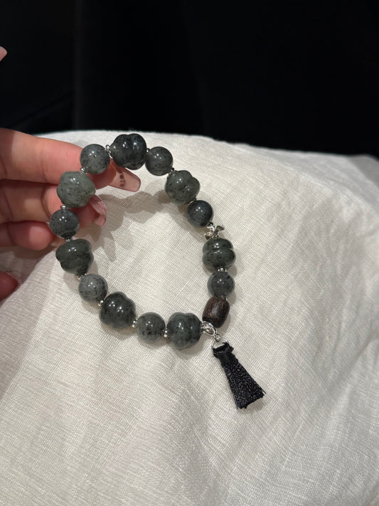 Blue-and-White Hetian Jade Beaded Bracelet with Tassel — A Wish for Zen Serenity and Inner Peace